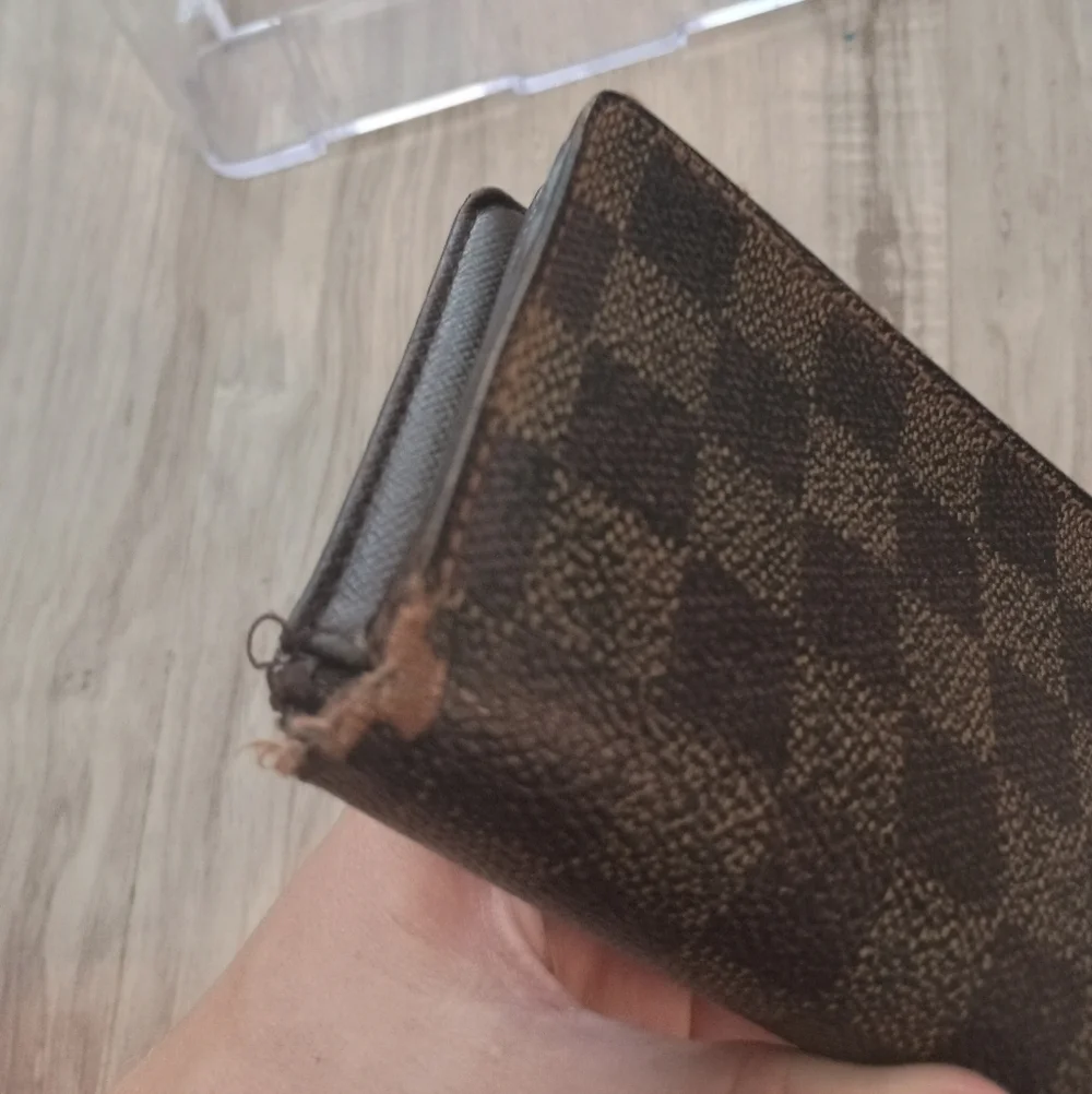Louis Vuitton deffects
